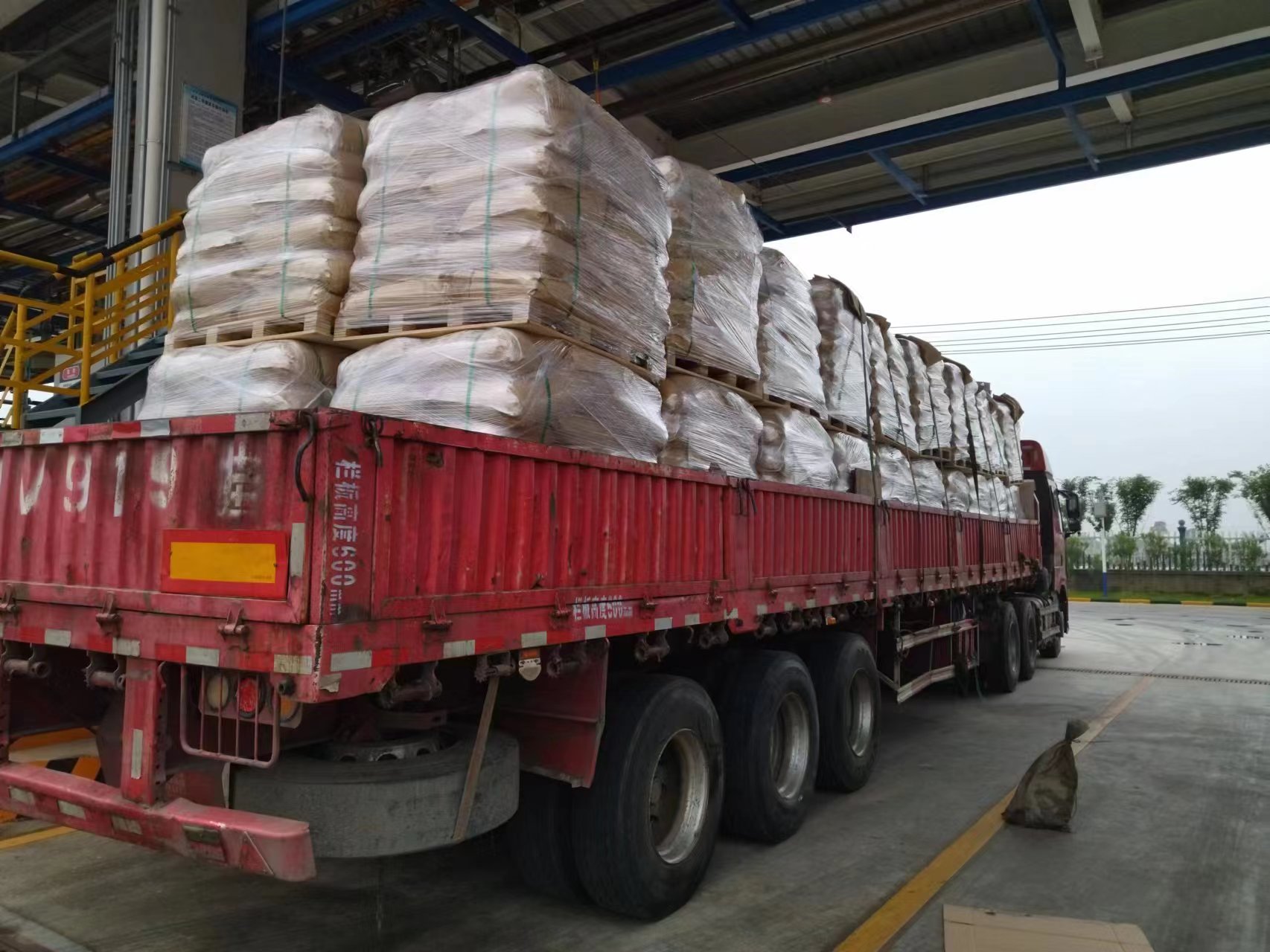 ���߾���Χ����ǧ�������Կ�Ȼ���� ���� ��4�������µĺ��Ź��ʹ�����������